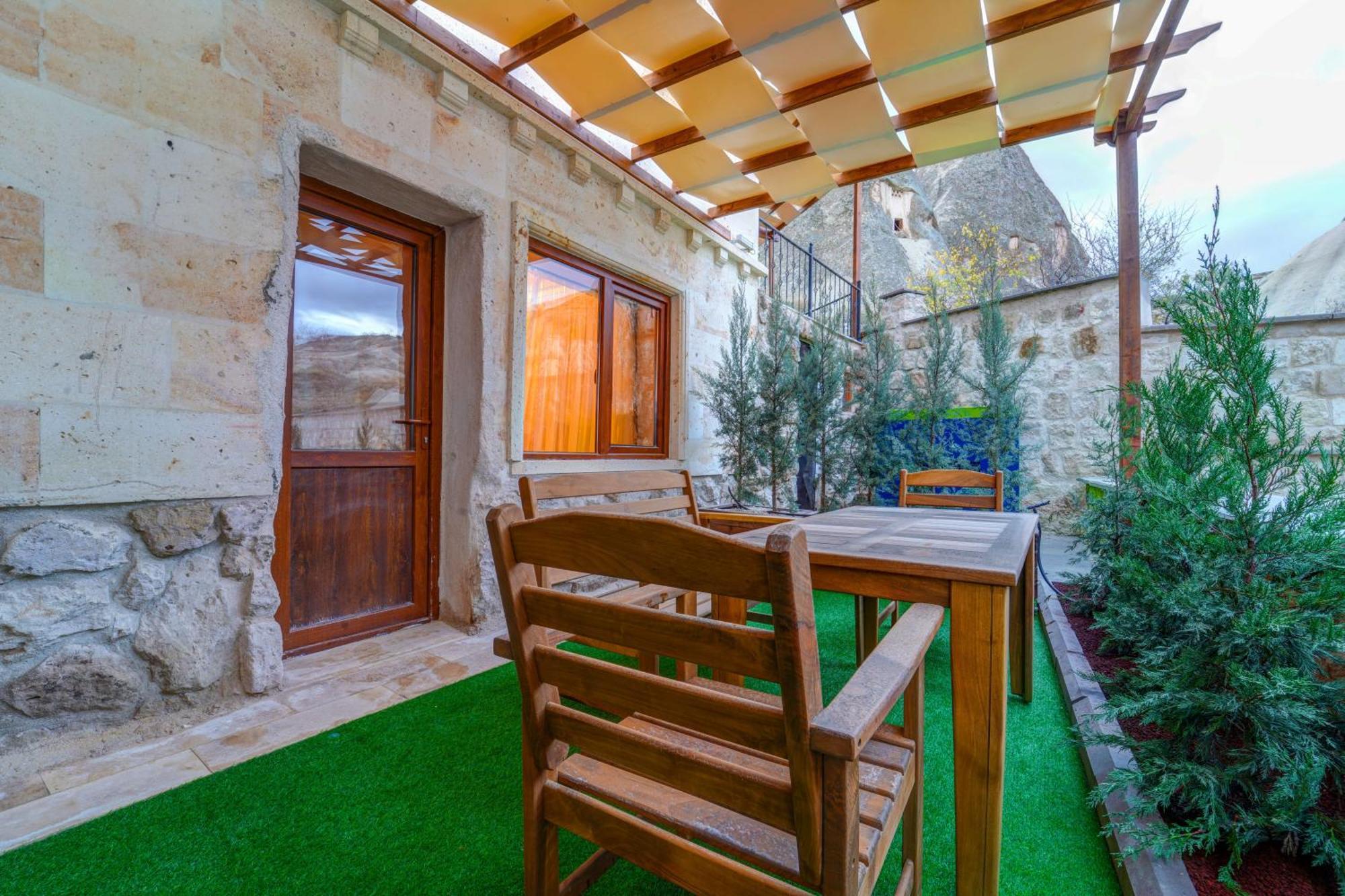 Enjoy Stone Hotel Göreme Esterno foto