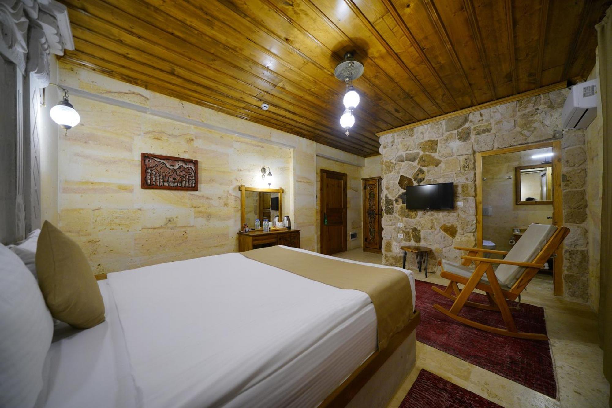 Enjoy Stone Hotel Göreme Esterno foto